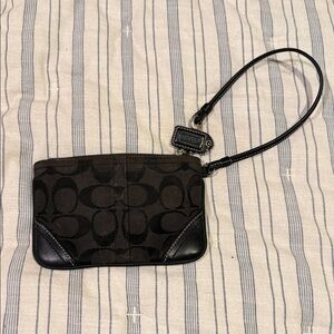 Coach Signature Black Wristlet